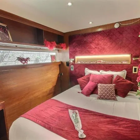 Hotel Vip Yacht & 3*