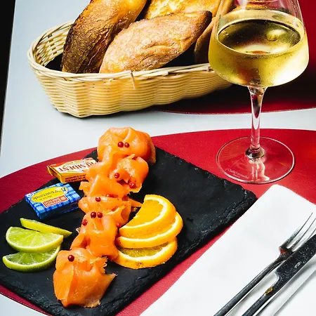 Vip Yacht & 3* Parigi