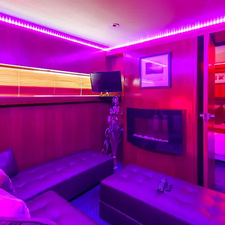 Vip Yacht & Hotel 3*